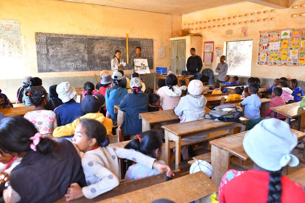 457103040_381733354959454_2536151032379296816_n